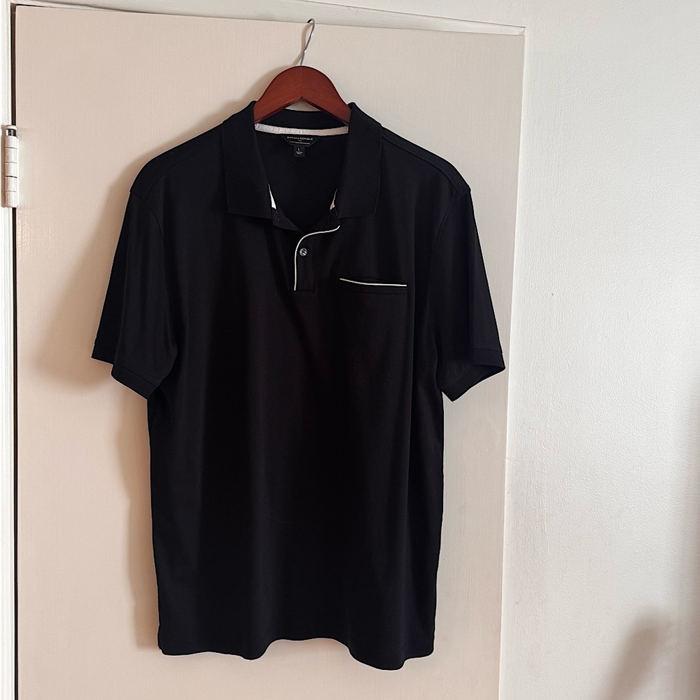 Banana Republic Black Polo Shirt with Classic Design
